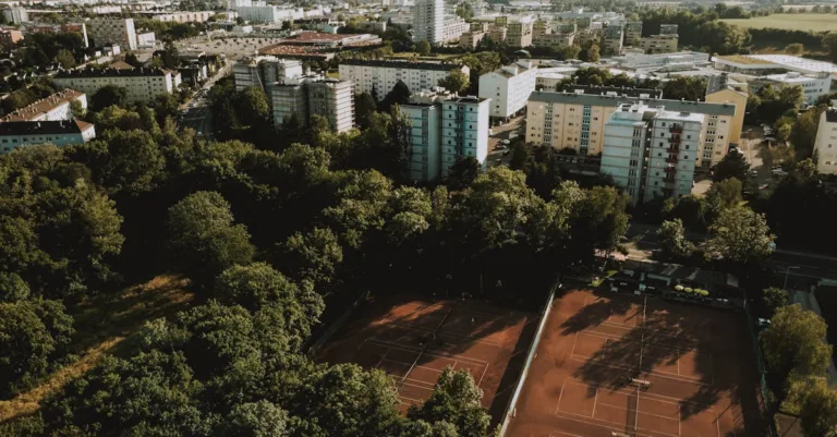 investissez dans un parc résidentiel de loisirs et profitez d'une opportunité unique alliant détente et rentabilité.