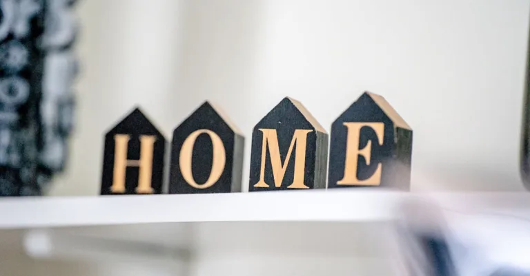 découvrez notre sélection élégante de décoration intérieure pour transformer votre maison en un espace accueillant et stylé. idées, tendances et accessoires pour tous les goûts.