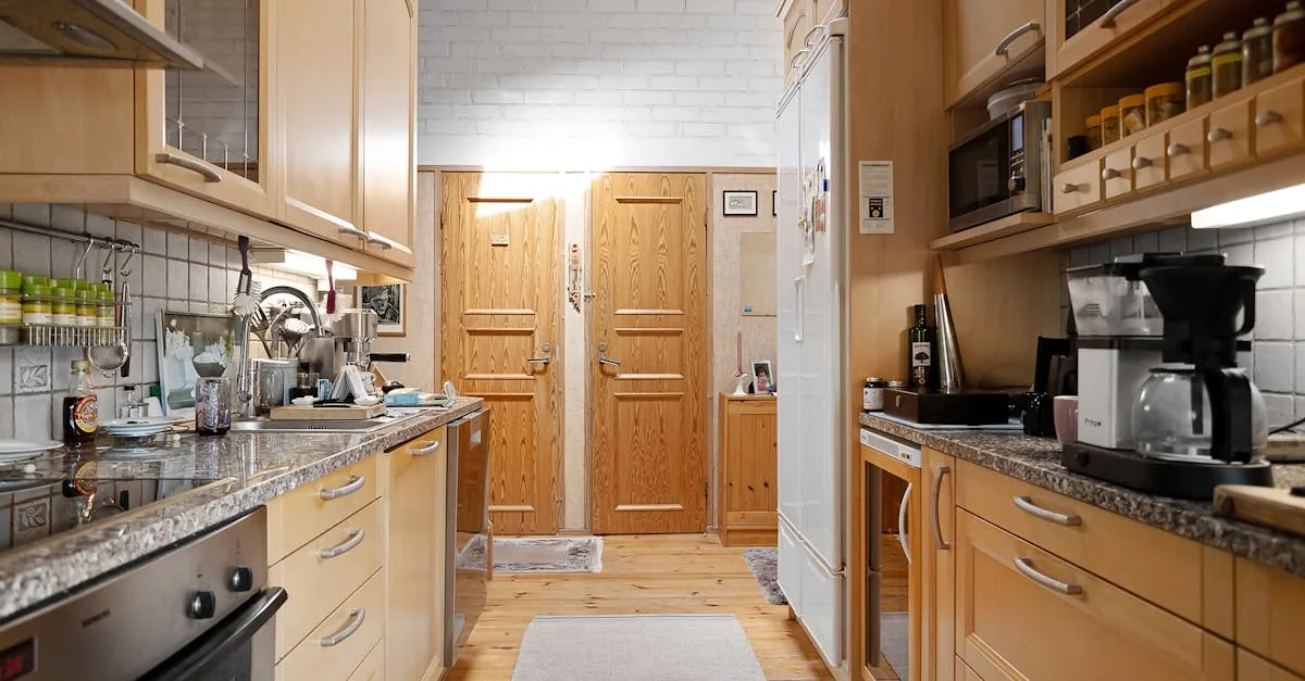 découvrez des idées et conseils pour optimiser une cuisine étroite, alliant fonctionnalité et design pour un espace moderne et pratique.