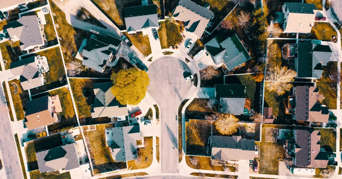 découvrez les meilleures stratégies de marketing immobilier pour booster la visibilité de vos biens et attirer plus d'acheteurs qualifiés.