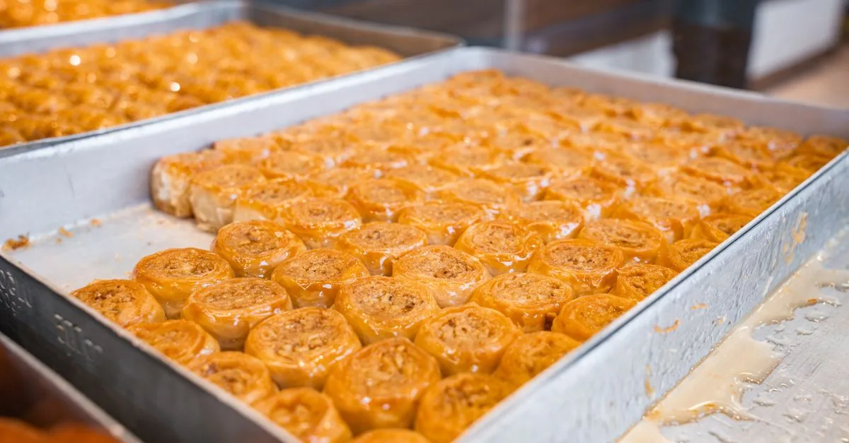 découvrez notre sélection irrésistible de douceurs et confiseries pour tous les goûts et toutes les envies sucrées.